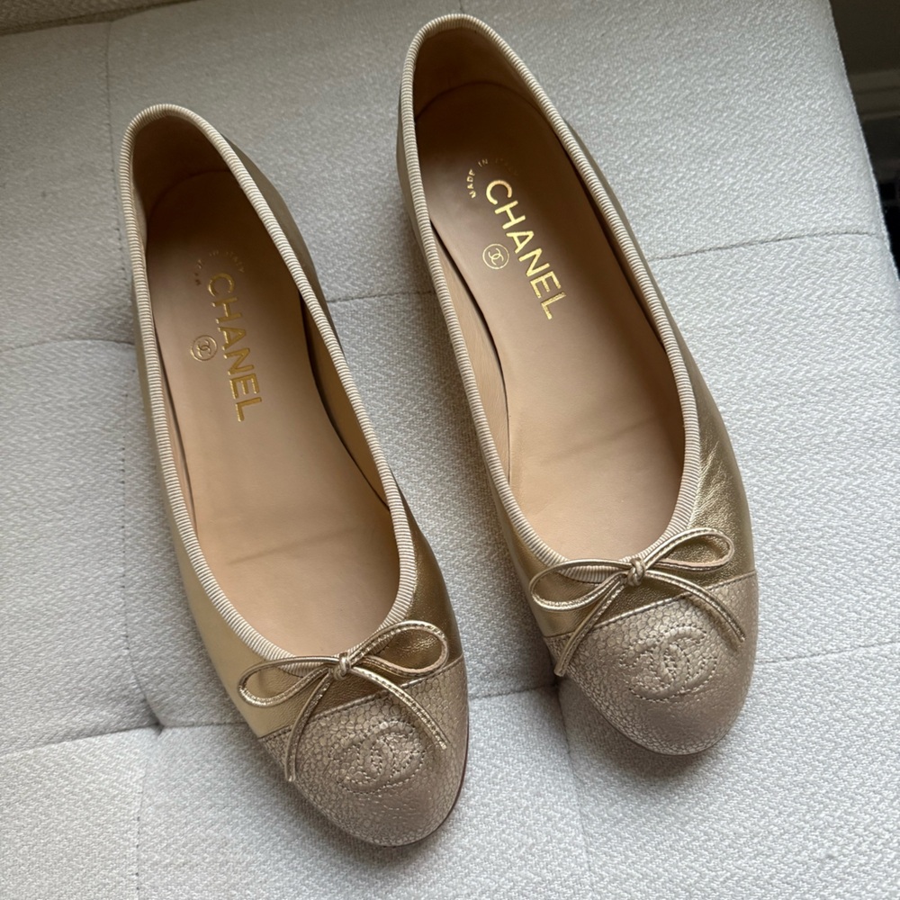 Chanel Gold flats